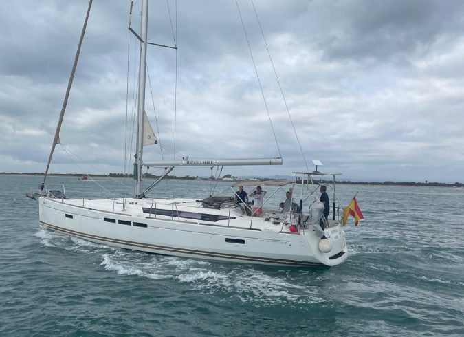 Alquiler de velero medio día
